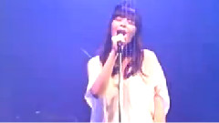 女孩与机器人 - 两吋半舞曲