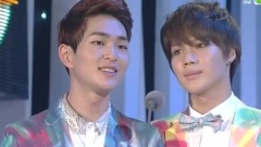 SHINee - 受赏采访 & 泰民庆生