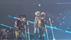 EXO-K,EXO - Dance Battle