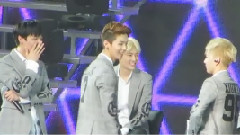 EXO,EXO-M - 游戏部分兴鹿比划