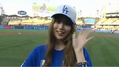 秀智(miss A),miss A - 洛杉矶道奇队试球