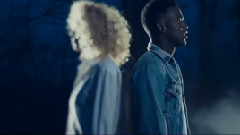Luke James - Strawberry Vapors