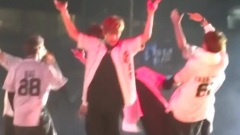EXO,EXO-K,EXO-M - Wolf