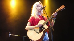Nina Nesbitt - Stay Out