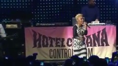Emeli Sandé,Naughty Boy,Professor Green - Lifted