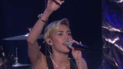 Miley Cyrus - Wrecking Ball