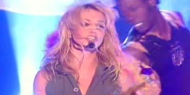 Britney Spears - Im A Slave 4 U