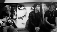 Hollywood Ending - Don't Let Me Down