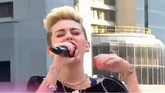 Miley Cyrus - We Can't Stop & Fall Down