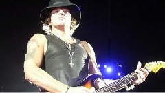 Bon Jovi - Stranger In This Town