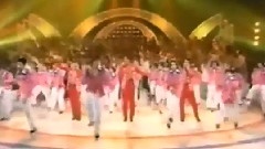 V6 - 20th Century Medley