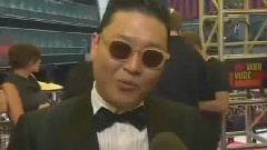 Psy - South Korean Rapper Psy Teaches Gangnam Style At