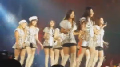 少女时代 - The Great Escape & Cant Take My Eyes Off You