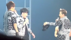 G-Dragon(BigBang),BigBang - TALK