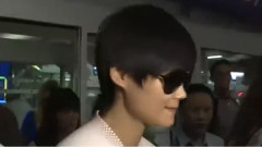 李宇春 - 李宇春到达法国戛纳