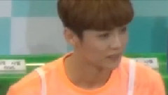 EXO-M,EXO - 鹿晗擦嘴