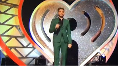 Adam Lambert - 介绍乐队