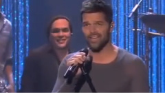 Ricky Martin - The Best Thing About Me Is You