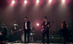 Justin Bieber,Katy Perry,Taylor Swift,Avril Lavigne,欧美群星 - Here's To Never Growing Up megamix