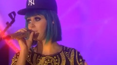 Katy Perry - Niggas In Paris