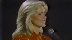 Olivia Newton John - Don't Cry For Me Argentina