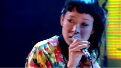 Little Dragon - Shuffle A Dream Jools Holland Live