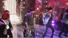 东方神起 - B.U.T