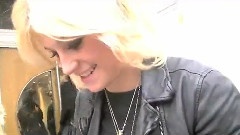 Pixie Lott - 粉丝跟拍