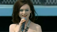Sophie Ellis Bextor - Murder On The Dancefloor