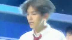 张艺兴(EXO),都暻秀(EXO),边伯贤(EXO),吴世勋(EXO),EXO - Love Me Right