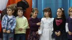 音乐短片 - Oma Martha In Der Stadt Von Clover Kindergarten