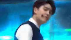 EXO-M,EXO-K,EXO,KAI(EXO) - Love Me Right 打歌舞台混剪