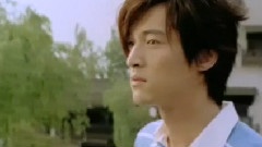 胡歌 - 她的眼睛会下雨