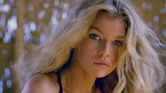 Fashion Show - Victoria's Secret Swim Special Official Trailer 1