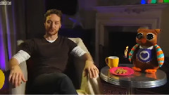 James McAvoy - James McAvoy BBC睡前故事_小红帽