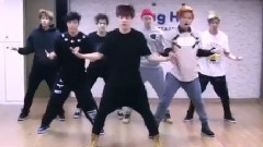 防弹少年团,EXO - Boy In Luv & Overdose