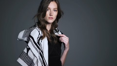 Fashion Show - Silk Motion - Bottega Veneta