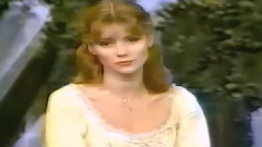 Dorothée - À La Llaire Fontaine 在清澈的泉水边