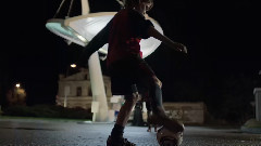 音乐短片 - Look Back