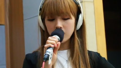 CLC,吴承姬(CLC) - 爱情,也无法离别 - Kiss The Radio 现场版 15/06/14