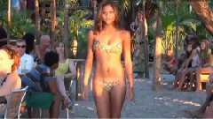 音乐短片 - 哥斯达黎加时尚女孩泳衣沙滩秀