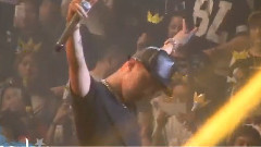 G-Dragon(BigBang),BigBang - Hands Up
