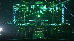 金俊秀 - Turn It Up