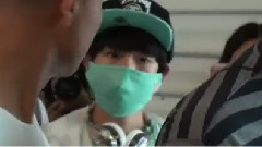 TFBOYS - 赴北京机场