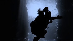 音乐短片 - Cuando Te Beso