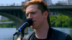 Walk The Moon - Shut Up And Dance