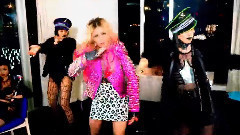 Nicki Minaj,Madonna - Bitch I'm Madonna