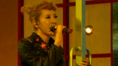 徐仁英,ZE:A - Love The Way You Lie & Into The Rhythm
