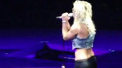 Britney Spears - You Oughta Know
