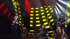 Royal Pirates - Drawing The Line